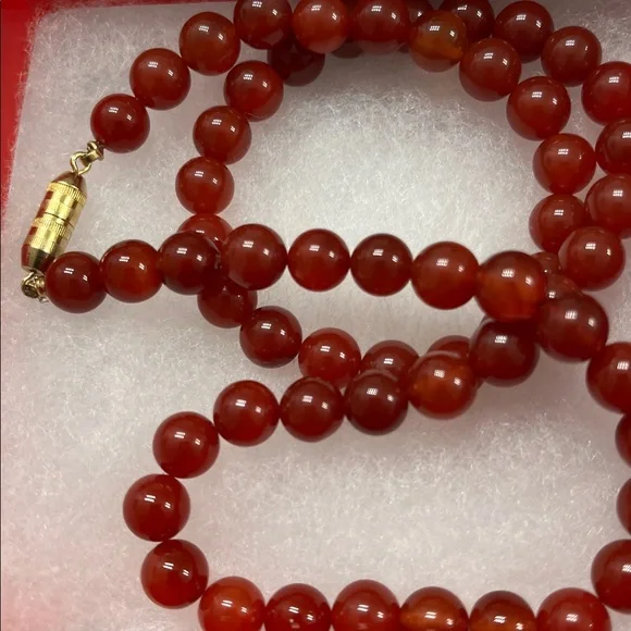 Vintage Carnelian Beads Necklace - Picture 3 of 5